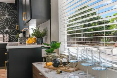 Image de ⭑Sweet Escape l Pool l w\/ 2 Large Master Suites⭑