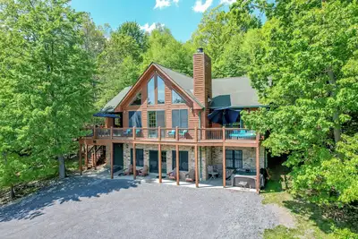 Image de Stunning Modern Cabin of Your Dreams! Hot Tub Lake Access