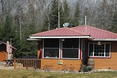 Image de Uncle Chad's Cabin