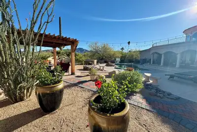 Image de Private Desert Escape, Heated Pool, Spa, Sunshine & Mountain View’s