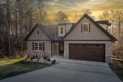 Image de Luxury Retreat, Sauna, Hotub, Firepit, Pingpong, Poker