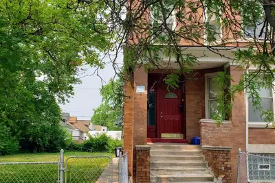 Image de Cozy & Comfy 2 bedroom remodeled with plenty parking