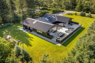 \"Ema\" - 1. 9km from the sea by Interhome