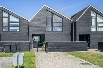 Image de \"Eleanore\" - 25m from the sea by Interhome