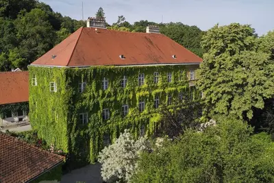 Image de The fine French at Schloss Hollenburg