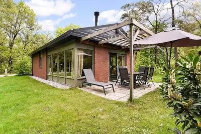 Image de Bungalow à Putten avec sauna privé