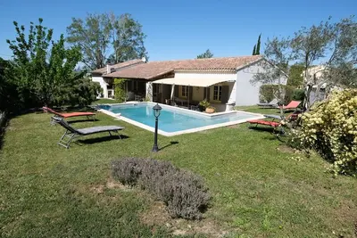 Location vacances maison piscine Taillades Ls2-368.
