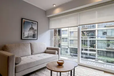 w* | Marvelous 2br with balcony Near Kennedy Park