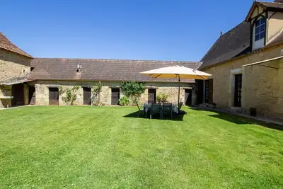 Image de Gîte champêtre à Saint-Chamassy, WiFi, animaux admis