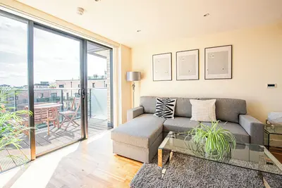 Image de Charming Flat with Balcony near Tower Bridge