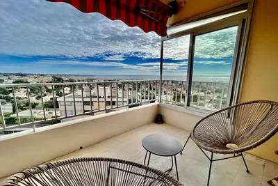 Image de Magnifique appartement 2 chambres avec piscine et parking à Antibes