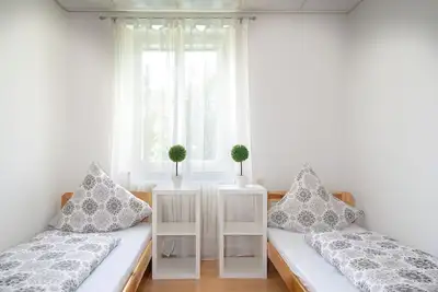 Image de Apartment Mittelstation 5 Buxacher StraĂźe 23 mit Motorradvermietung