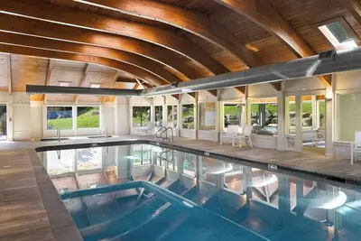 Image de The Alpine Escape | Slope-Side Condo at Mount Snow