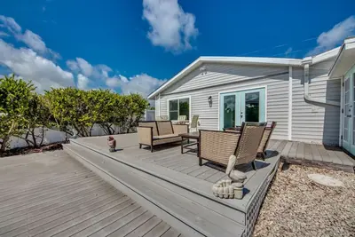 Image de Welcome to Angler's Retreat!