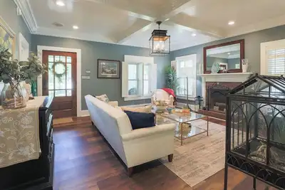 Image de Salty Oak Cottage 1 mile from downtown Swansboro