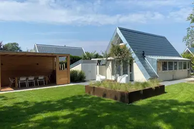 Image de Modernes Ferienhaus 900m vom Strandaufgang!