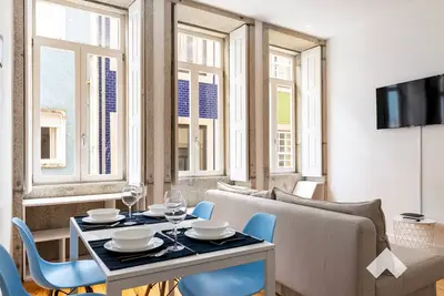 Image de Mitch1 · Spacious Duplex in Porto w/ 2 bathrooms