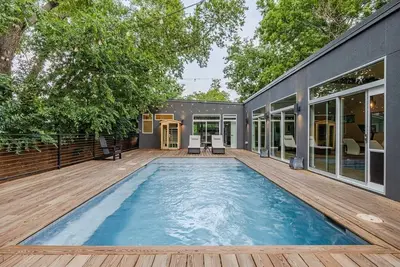 Image de Dreamy Modern Retreat: Pool + Sauna: Mins from Dt