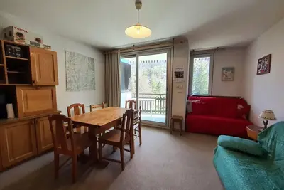 Image de 50m du centre station, 3ème étage, balcon, télévision, casier à ski, 28m², Serre Chevalier