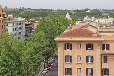 Image de Appartement à Rome avec 3 chambres à coucher, 6 couchages