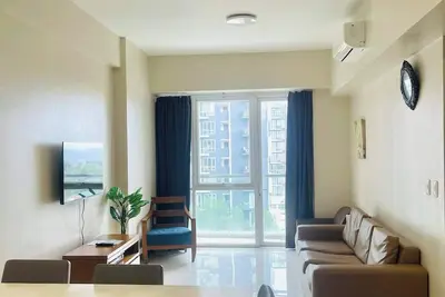 Image de Two Bedroom Condo