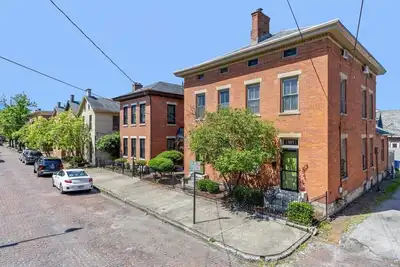 Image de German Village Condo: Pet Friendly - Walk Everywhere