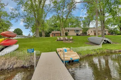 Image de Beautiful and Clean 2 Bedroom Cottage on Clearwater Lake