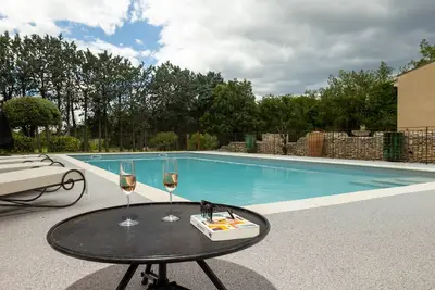 Image de SmartStay Van gogh - Proche L'Isle-sur-la-Sorgue