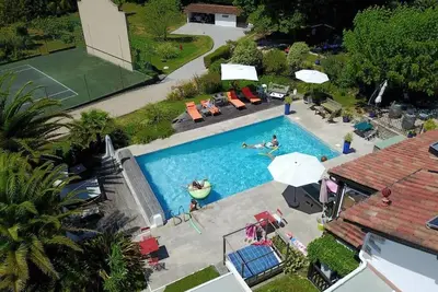 Image de Domaine de Millox, version gîte, pouvant loger 8 personnes. Détente garantie