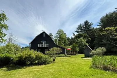 Image de Spacious and Comfy Renovated Barn - pets welcome!