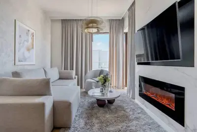 Image de Apartment with a Terrace and River View