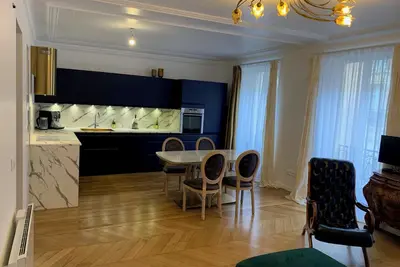 Image de In the heart of St Germain/Luxembourg garden, luxuary appartment!