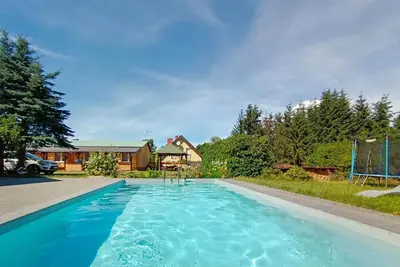 Image de Superbe maison Ă Spore avec WiFi