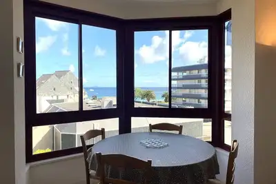Appartement Vue Mer à 200m de la plage de Trestraou à Perros-Guirec