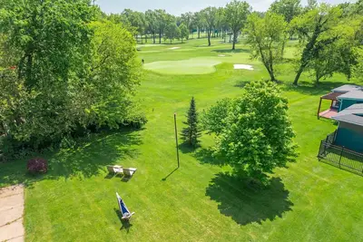 Image de Mid-Century Marvel at the Detroit Golf Club