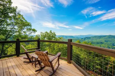 Image de Mountain Dreams - Mountain views for miles!