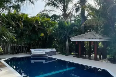 Image de Casa de Campo Alto Padrão