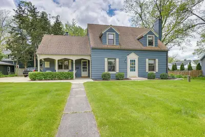 Image de Walkable Thiensville Retreat Near Hiking!