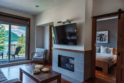 Image de Suite 1 Chambre au Bord du Lac & Vue sur les Montagnes