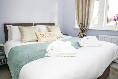 Image de 2 bedrooms apartment by the sea