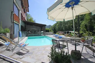 Image de Belle maison de vacances pour 6 personnes avec piscine privée, Wifi, Tv et animaux admis