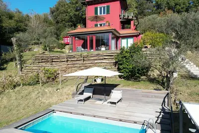 Image de Magnifique maison de vacances privée avec Wifi, piscine privée, Tv, patio, près de La Spezia