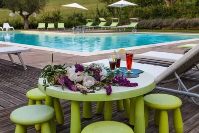 Image de Agréable appartement avec piscine, Wifi, climatisation, Tv, animaux admis et parking