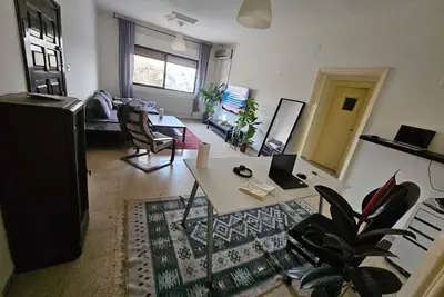 Image de Apartment in central Amman Weibdeh neighborhood with stunning downtown view