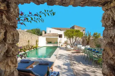 Image de Antiguo Convento Reformado con Mucho Gusto en Biniamar Para 12 Personas
