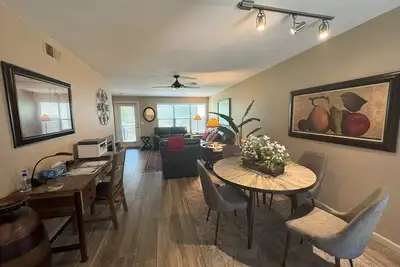 Image de Charming condo in foothills with Amazing Golf Views and many personal touches