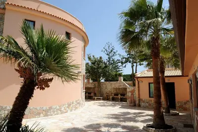 Image de Studio apartment with kitchenette with en suite bathroom and double bed