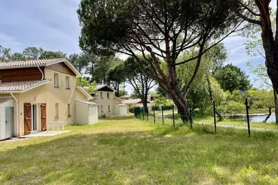 Image de Appartement 3 étoiles dans résidence à proximité du Port et des Plages d'Hourtin