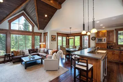 Image de New Listing! Larkspur Lodge - Townhome Steps From The Village At Northstar