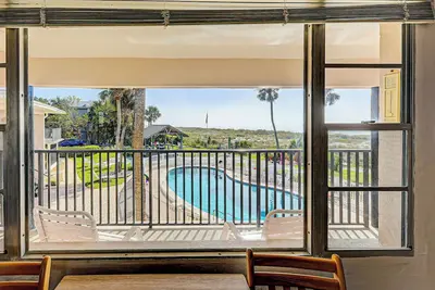 Image de Directly on the Gulf - Unit 14 - 1 Bedroom - Second Floor - Sleeps up to 5